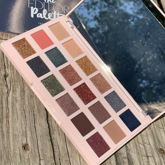 Ciate The Editor Palette New England 18 Shades Metallics Mattes in Box - Picture 2 of 4